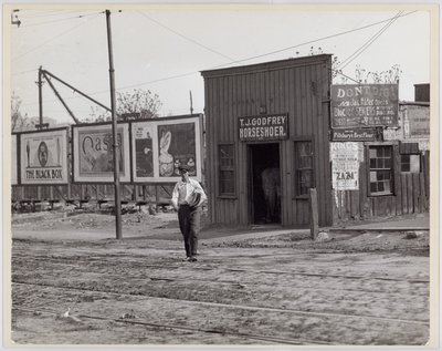 T. J. Godfrey Maréchal-ferrant, 3968 Chouteau - Unknown